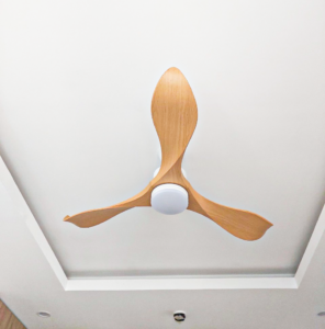vifa-04-21-cam-a-296x300-1-1 Quạt trần 3 cánh có đèn QViFa - 04 - 21/Vàng